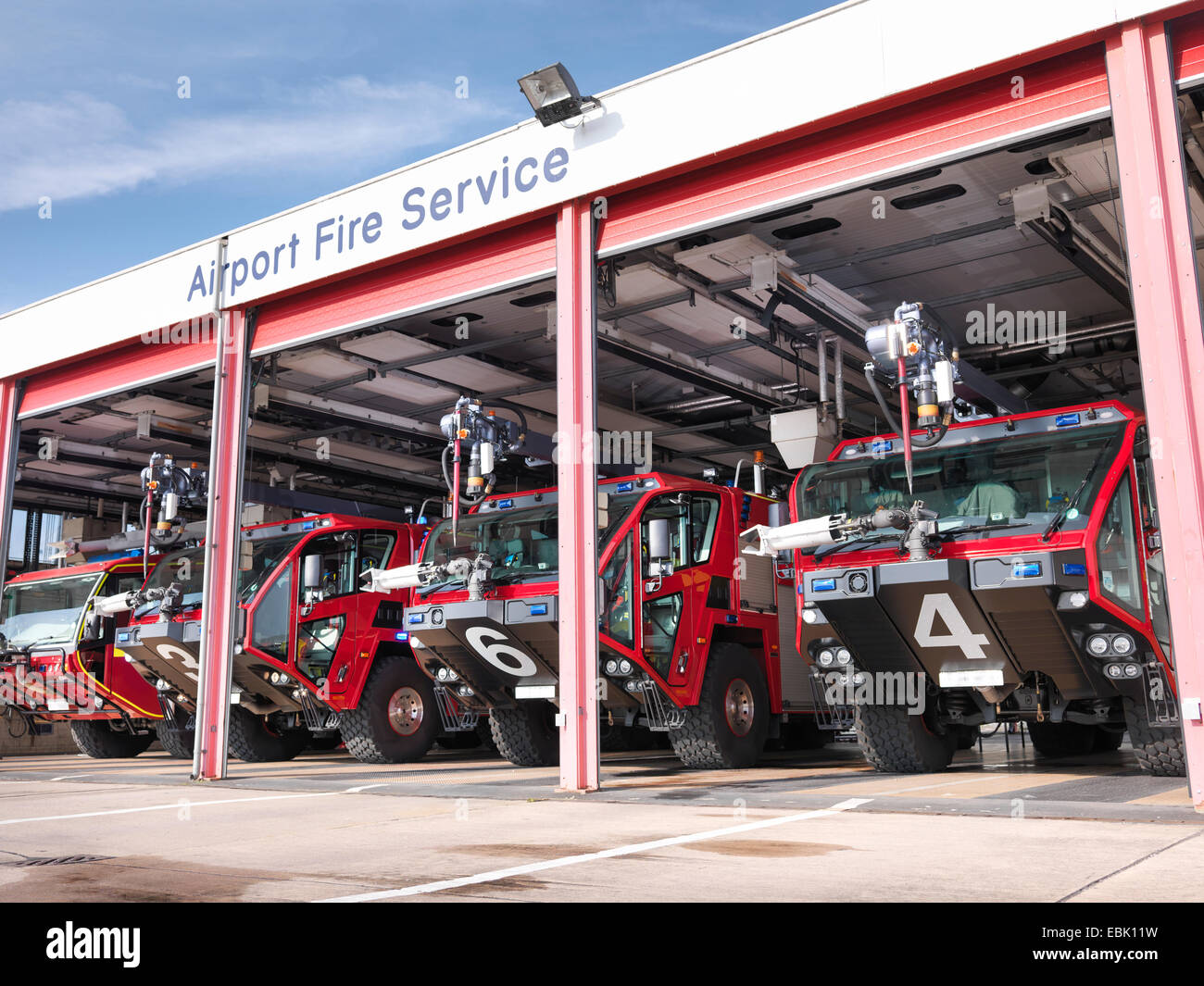 airport fire truck manufacturers