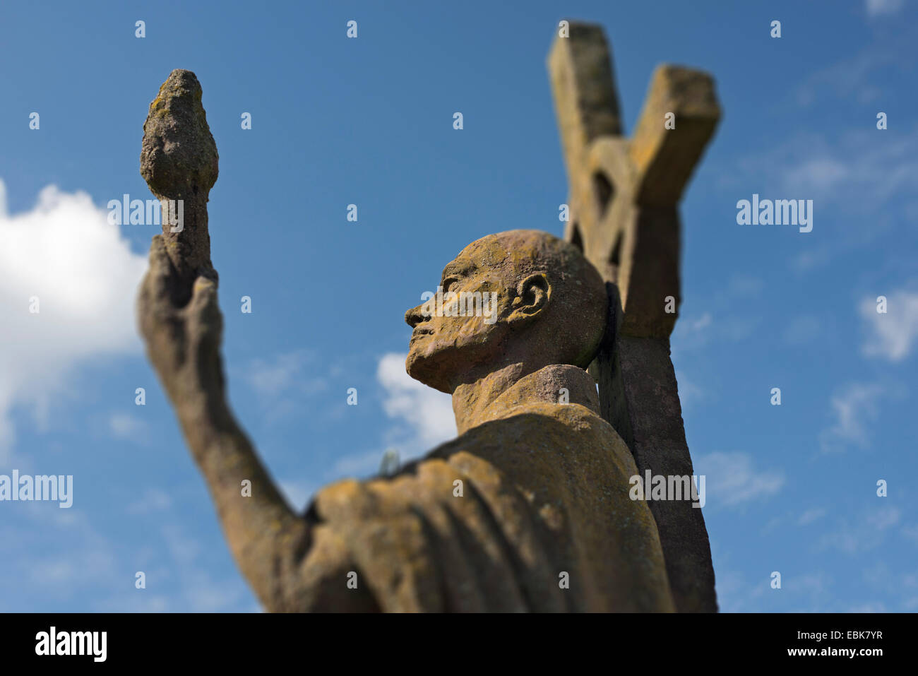 A statue of St. Aidan, created by the artist Kathleen Parbury in 1958, and erected in his honour on Lindisfarne (Holy Island), N Stock Photo