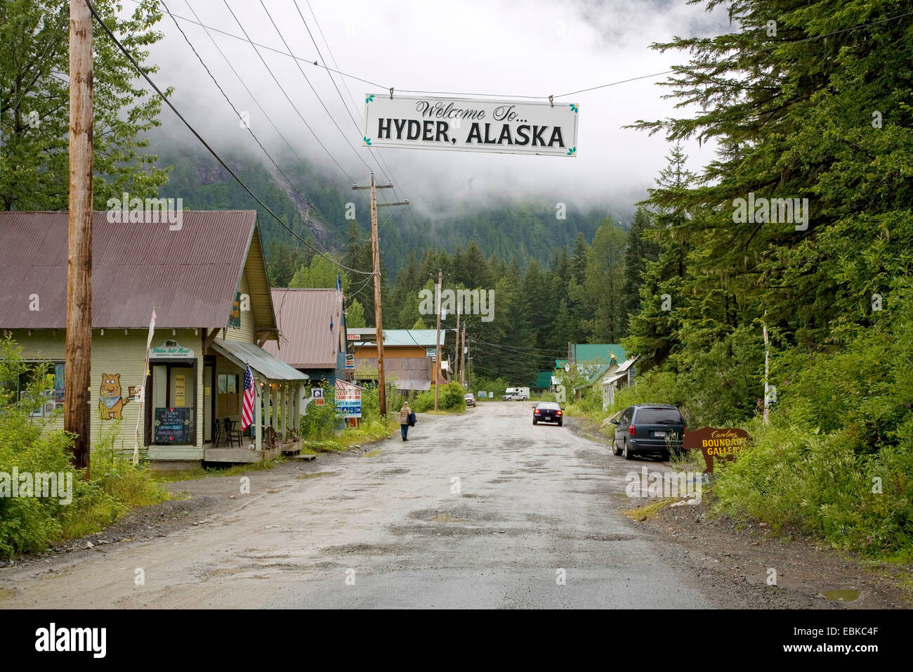 deserted border crossing between British Columbia (Canada) and Alaska (USA), USA, Alaska, Hyder Stock Photo