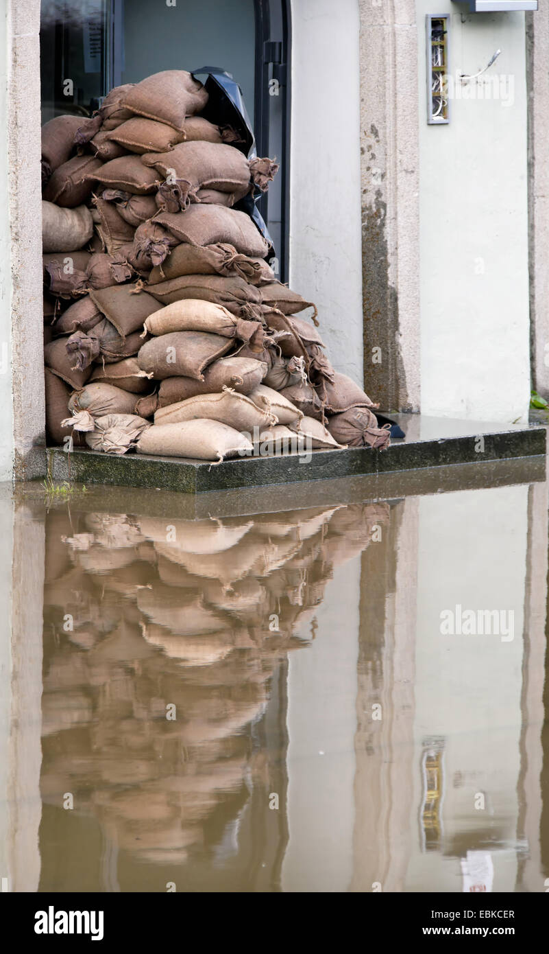 floods, sandbags to prevent water penetration, Germany, Bavaria, Passau Stock Photo