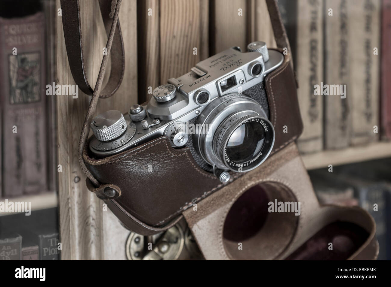 rangefinder-hi-res-stock-photography-and-images-alamy