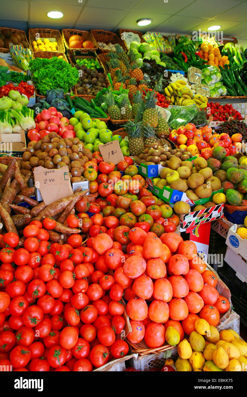 market stand with fruits and vegetables, Canary Islands, Tenerife, Santa Cruz De Tenerife, Mercado de la Senora de Africa Stock Photo