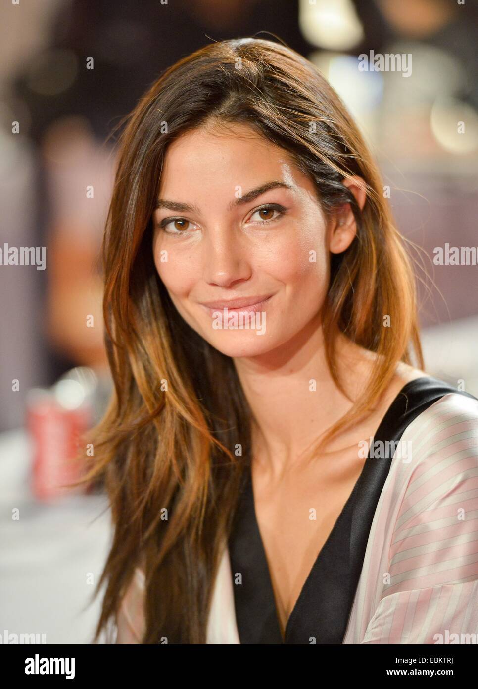 London, UK. 2nd December 2014. Lily Aldridge backstage for Victoria's  Secret Fashion Show 2014 - Hair and Makeup Backstage, Earl's Court, London,  -- December 2, 2014. Credit: Everett Collection Inc/Alamy Live News Stock  Photo - Alamy