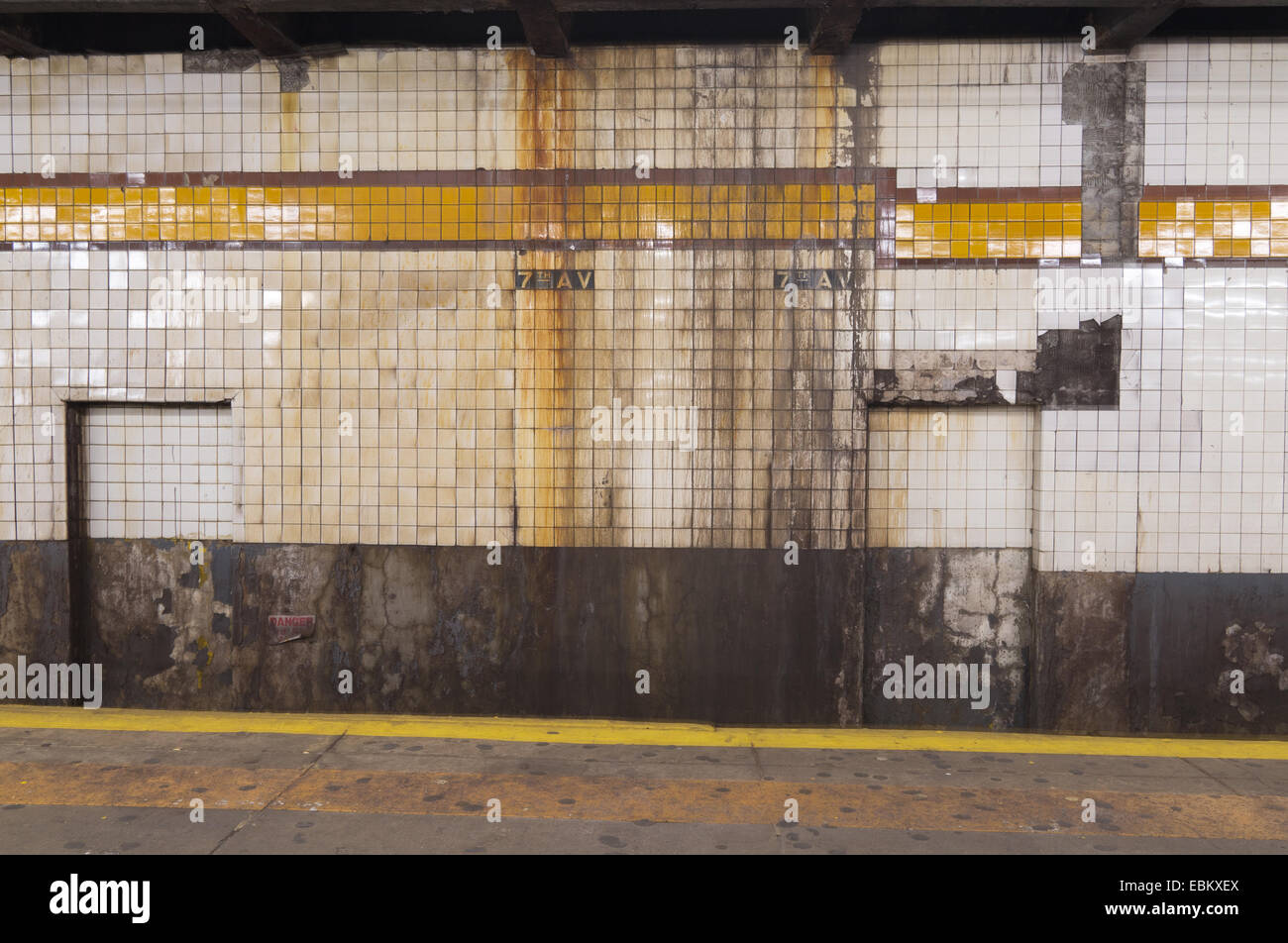 Crumbling infrastructure, interior of 7th avenue subway station Brooklyn, New York City, USA Stock Photo