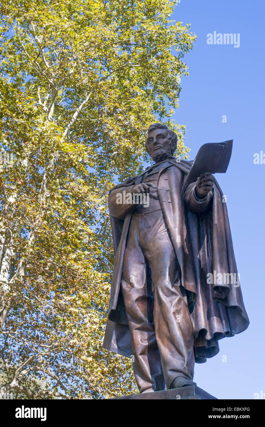Bronze statue of Abraham Lincoln within Prospect Park Brooklyn, NYC, USA Stock Photo