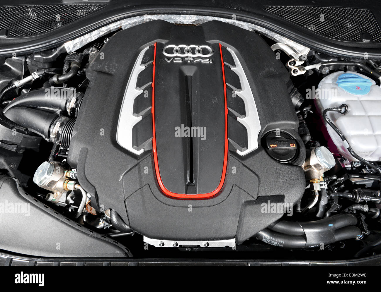 audi v8 engine stock photos \u0026 audi v8 engine stock images alamy Audi S6 V8 4.2 Engine 2013 audi s7 high performance coupe v8 engine stock image