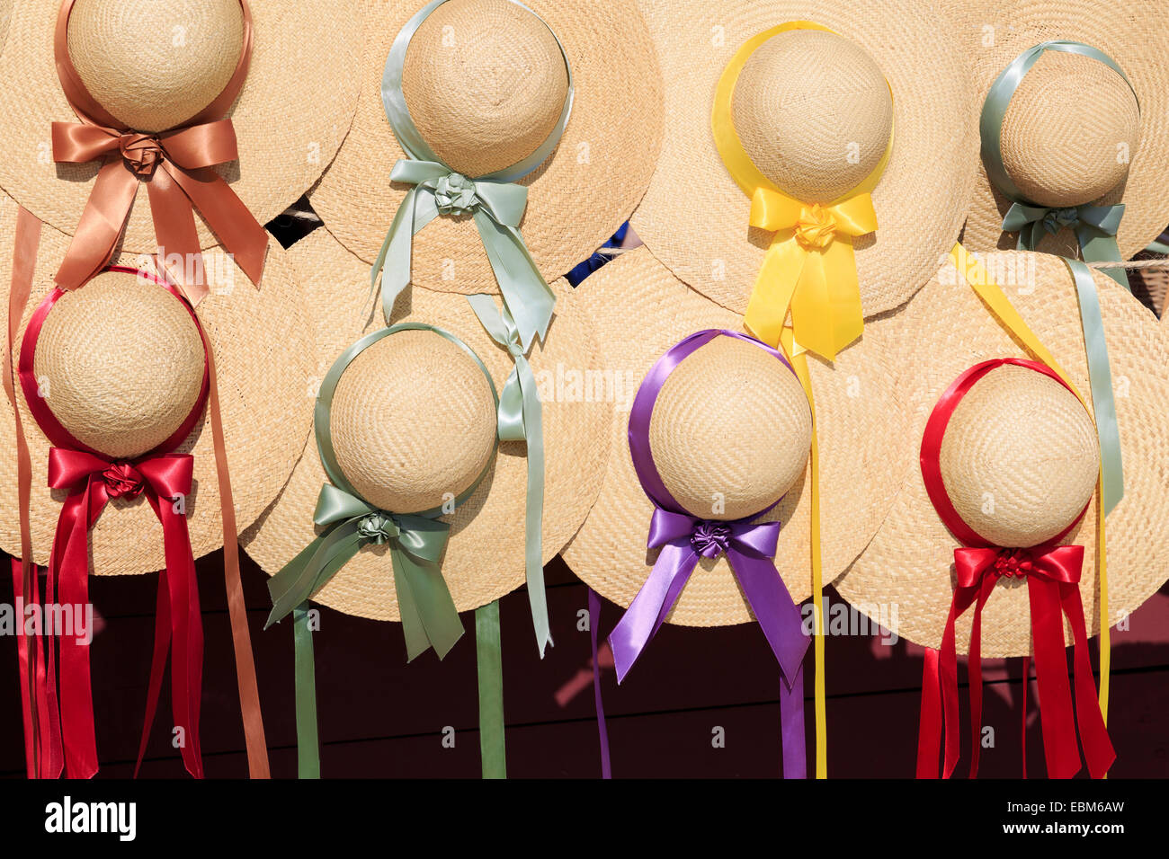Straw hats for sale in Colonial Williamsburg, Virginia, USA Stock Photo