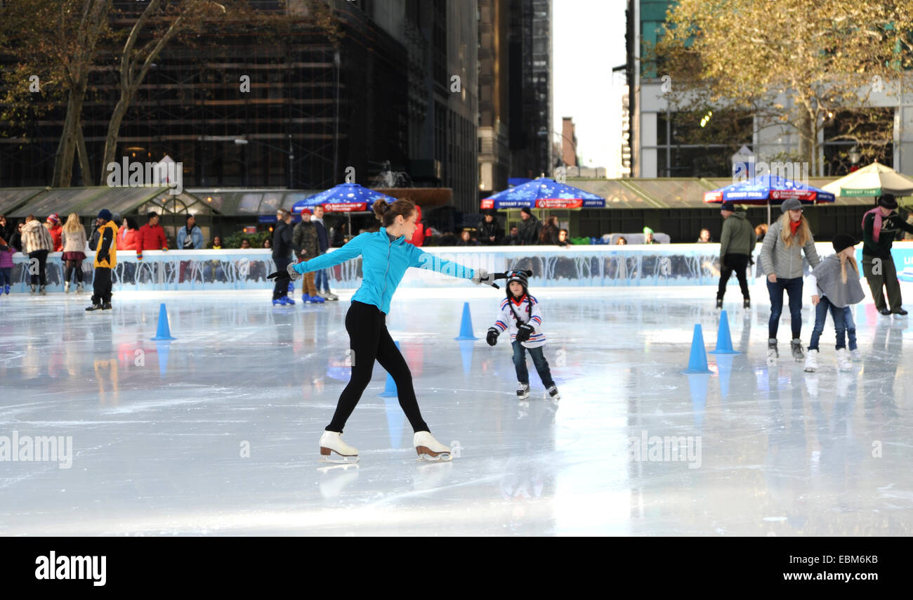 Manhattan New York USA November 2014 Ice skating at Bryant Park Stock