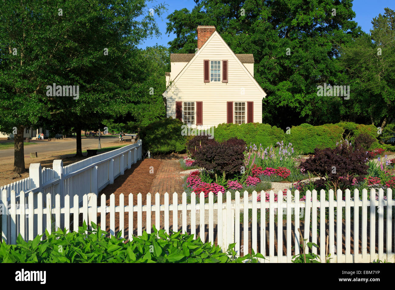 House in Colonial Williamsburg, Virginia, USA Stock Photo - Alamy