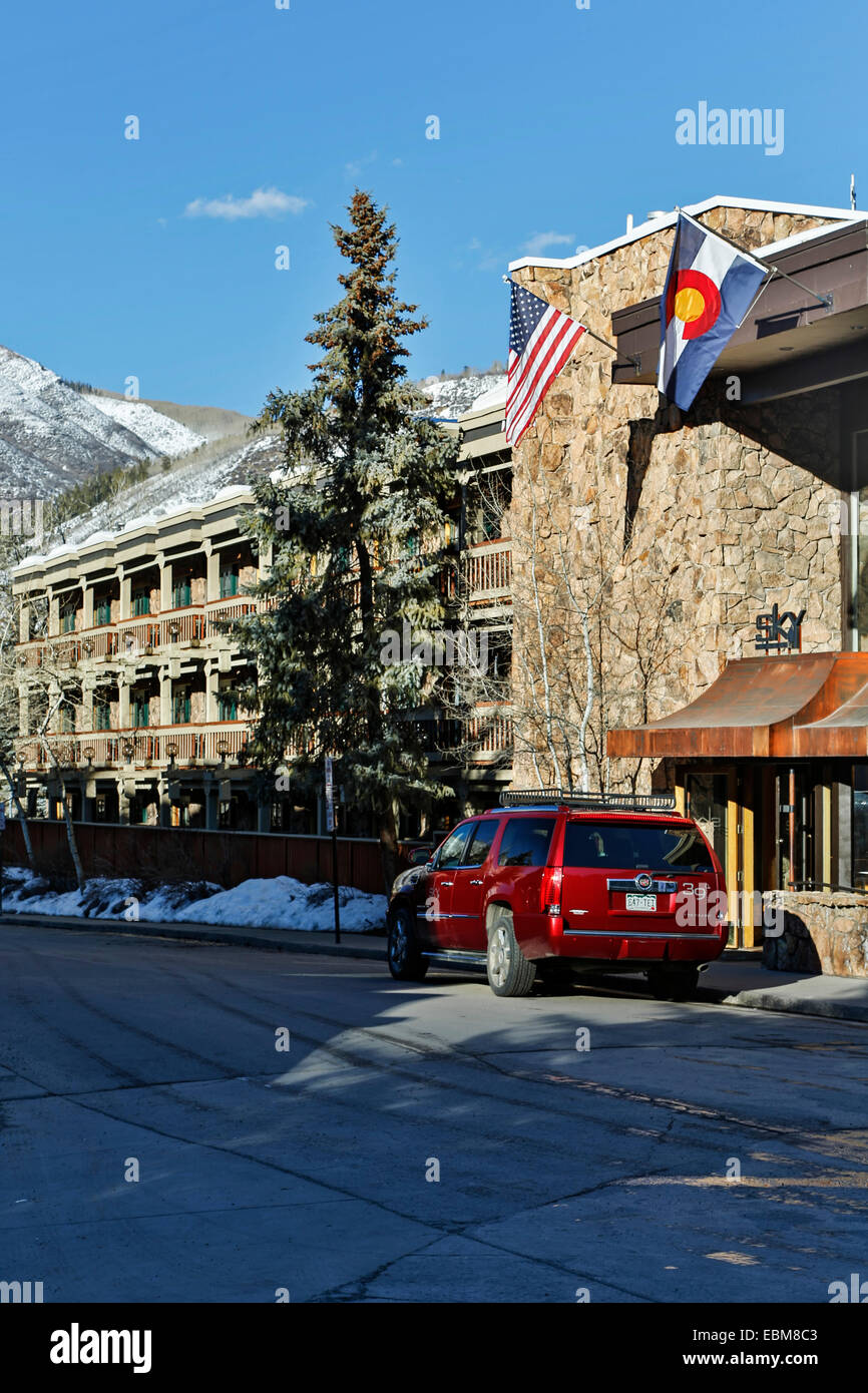 Aspen Sky Hotel, Aspen, Colorado USA Stock Photo - Alamy