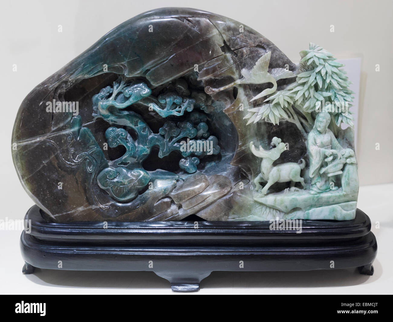 Jade sculpture hires stock photography and images Alamy