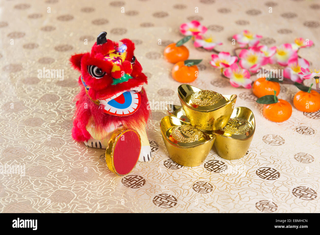 chinese new year decorations canada