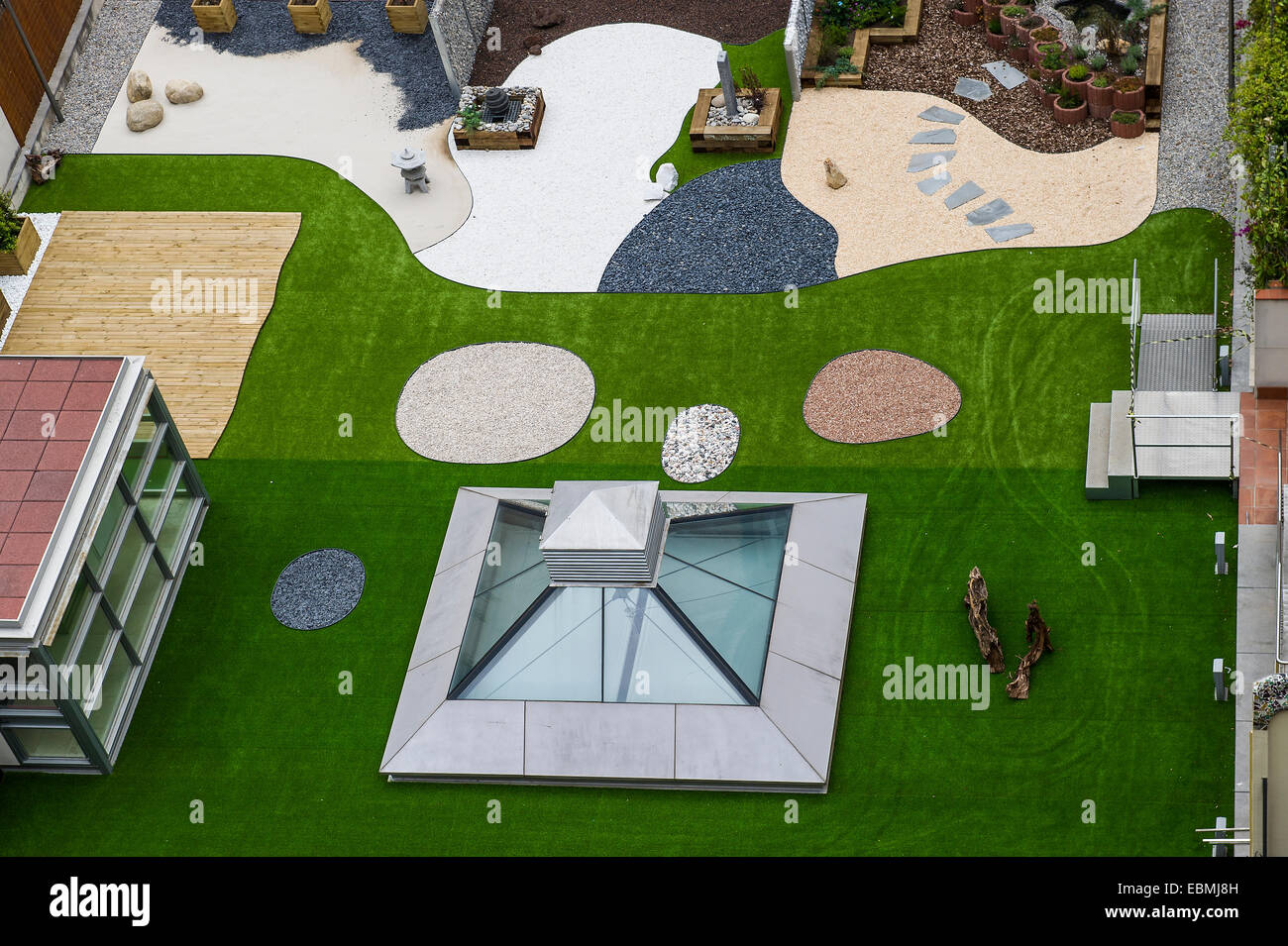 Catalonia Trapeze Top, Garden main image 1