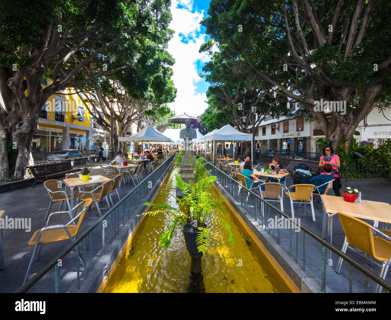 Restaurants and cafes, Plaza de La Alameda, Santa Cruz de La Palma, La Palma, Canary Islands, Spain Stock Photo