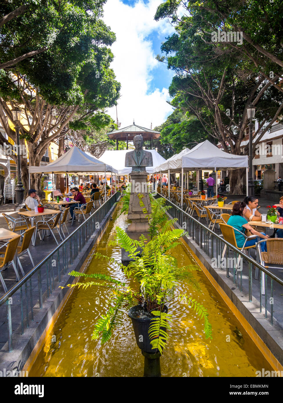 Restaurants and cafes, Plaza de La Alameda, Santa Cruz de La Palma, La Palma, Canary Islands, Spain Stock Photo