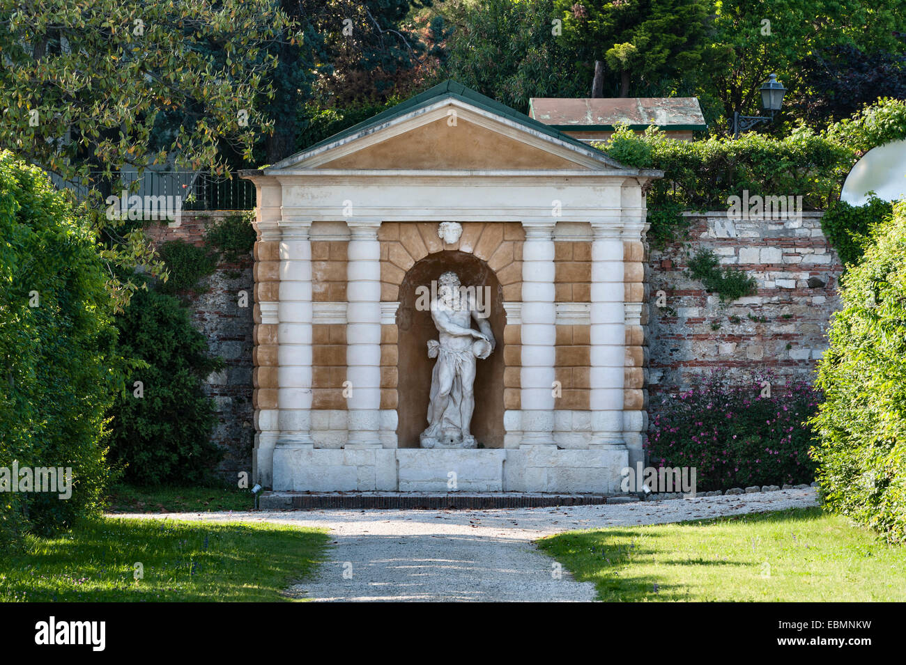 Villa Valmarana ai Nani, Vicenza, Veneto, Italy. The nymphaeum or grotto, with a statue of Triton, son of Poseidon Stock Photo
