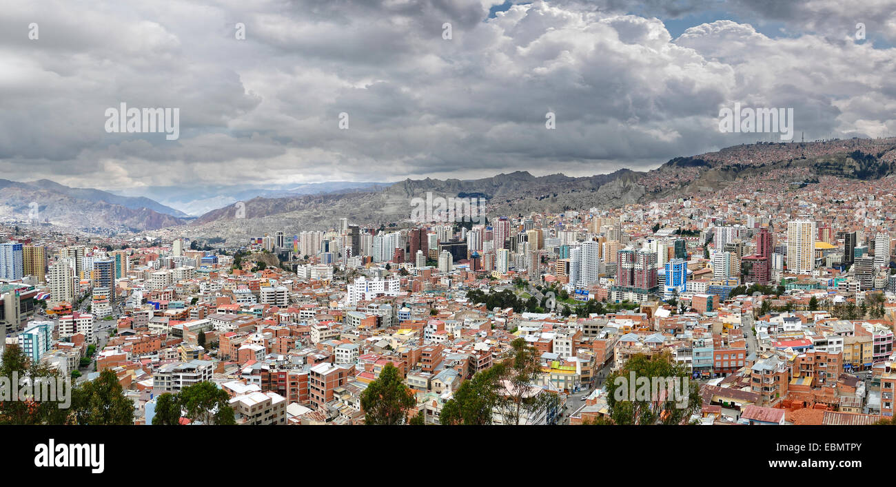 City of La Paz with the Andes in the background from the viewpoint ' Mirador' Stock Photo