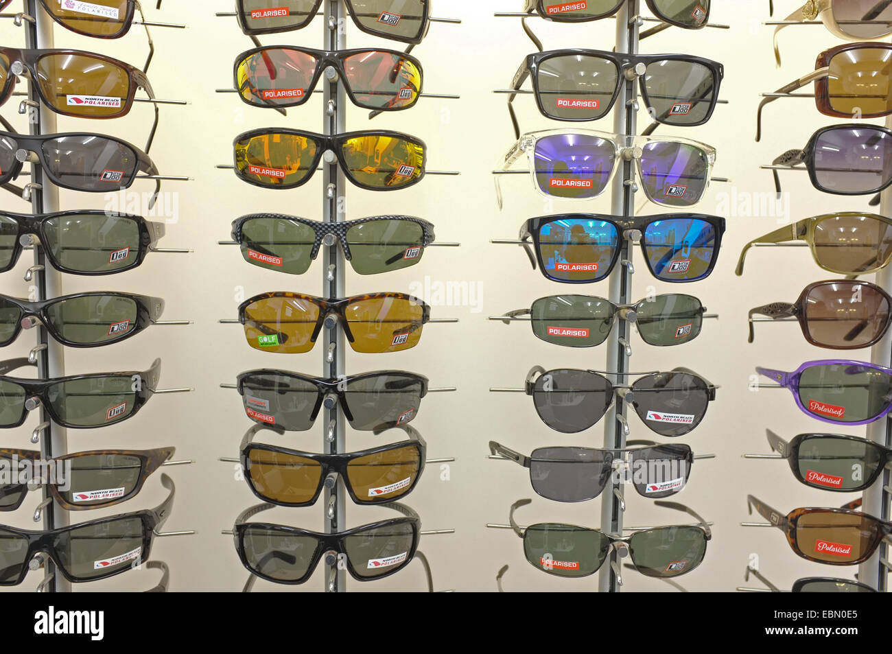 Lunettes De Soleil Polaroid Mixte - Modèle PLD 8053/S - Verres Polycarbonate Protection UV - Étui Inclus