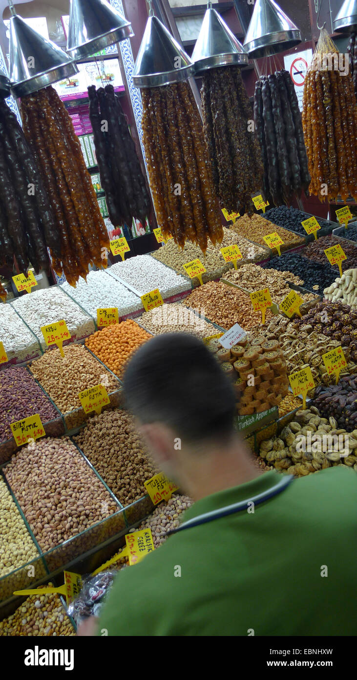 Fruits secs mélangés, 35 oz - 1 kg  Sultan Of Bazaar - Grand Bazar  d'Istanbul