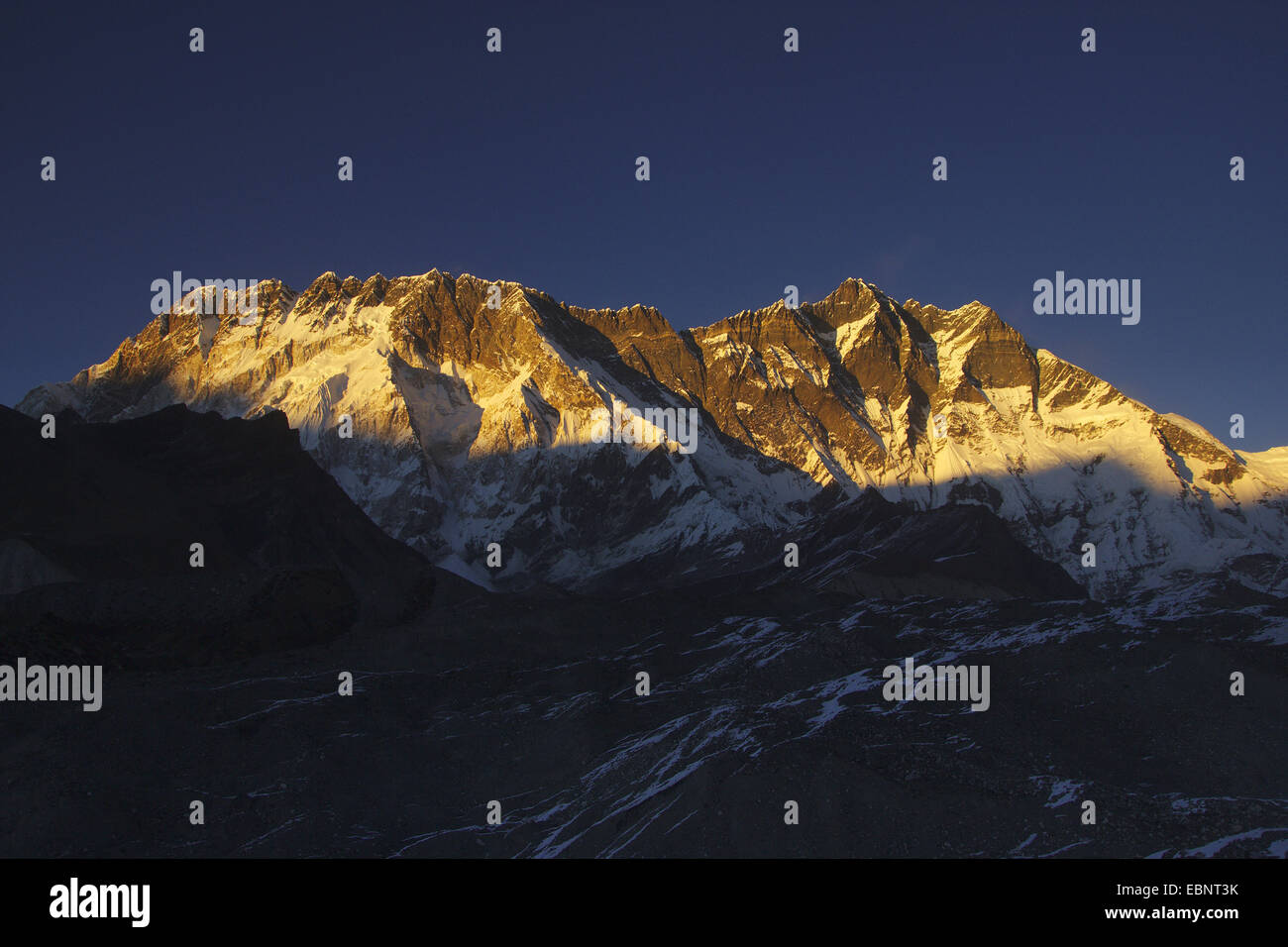 Nuptse and Lhotse in evening light, Nepal, Himalaya, Khumbu Himal, Chhukhung Stock Photo