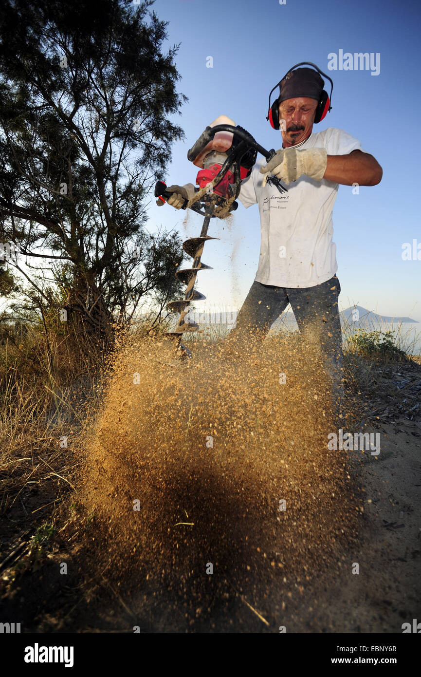 Attenuator sand hires stock photography and images Alamy