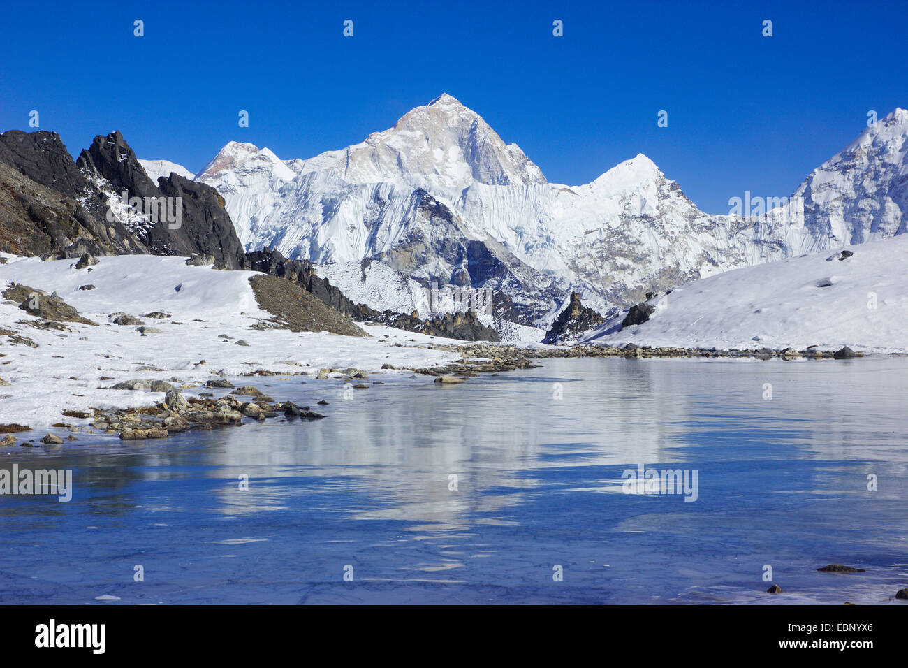 mountain lake and Makalu at Kongma La, Nepal, Himalaya, Khumbu Himal Stock Photo