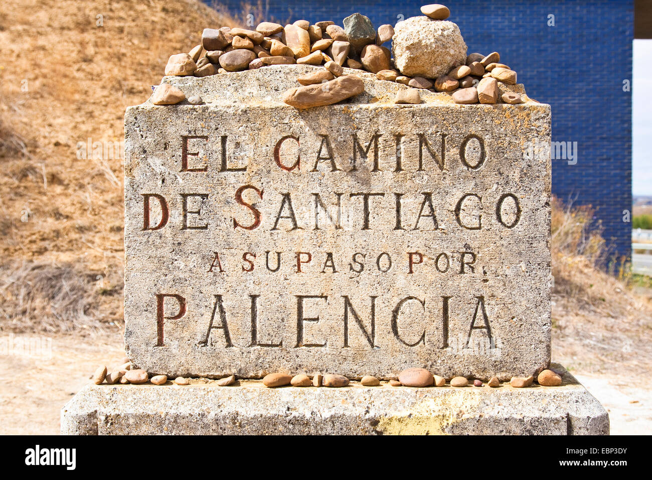 Way of St. James, borderstone between the provinces Palencia and Le¾n on the way from San Nicolßs del Real Camino to Sahag·n, Spain, Castile and Leon, Palencia Stock Photo