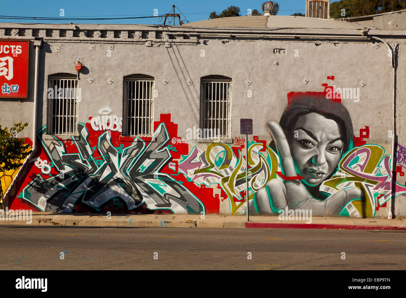 Wallbangin': Graffiti and Gangs in L.A.: Phillips, Susan A