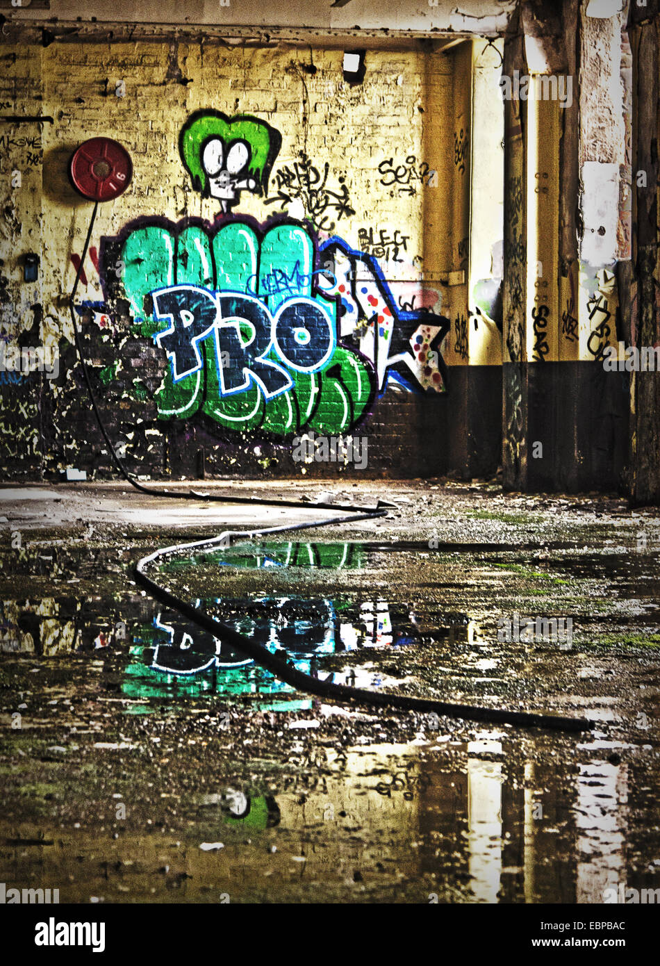 Graffiti, Color, Spray paint, Contrast, Slideshow, Advertisement Stock Photo