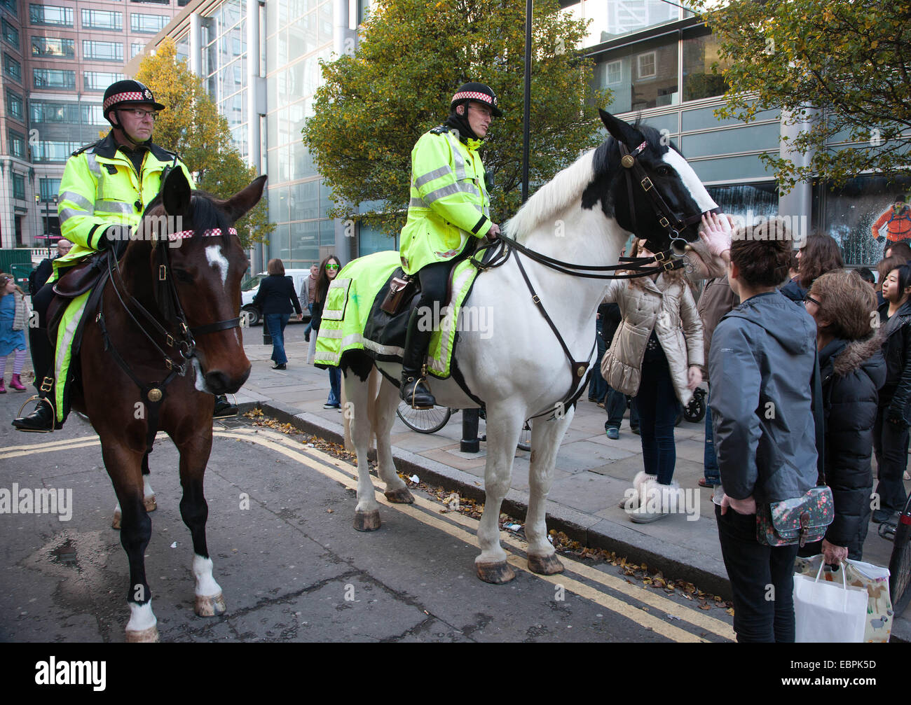 Metropolitan Police Horses patrolling London UK Stock Photo Alamy
