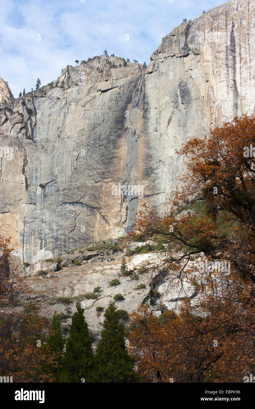 Upper Yosemite Fall. Yosemite Valley, Yosemite National Park, Mariposa County, California, USA Stock Photo