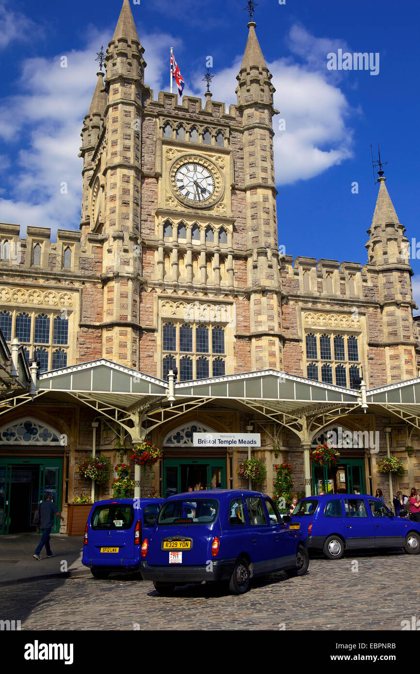 Bristol Temple Meads train station with taxis outside, Bristol, England, United Kingdom, Europe Stock Photo