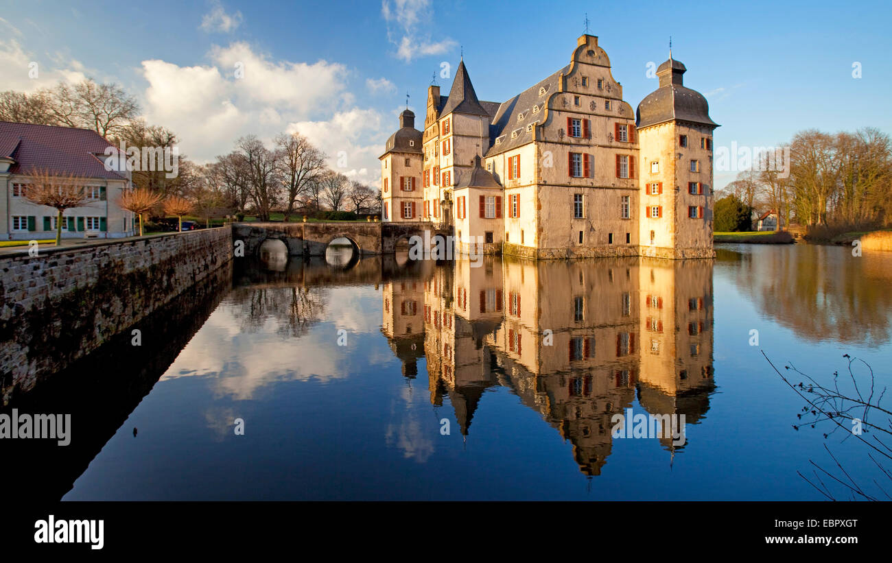 Moated Castle Haus Bodelschwingh Germany North Rhine Westphalia