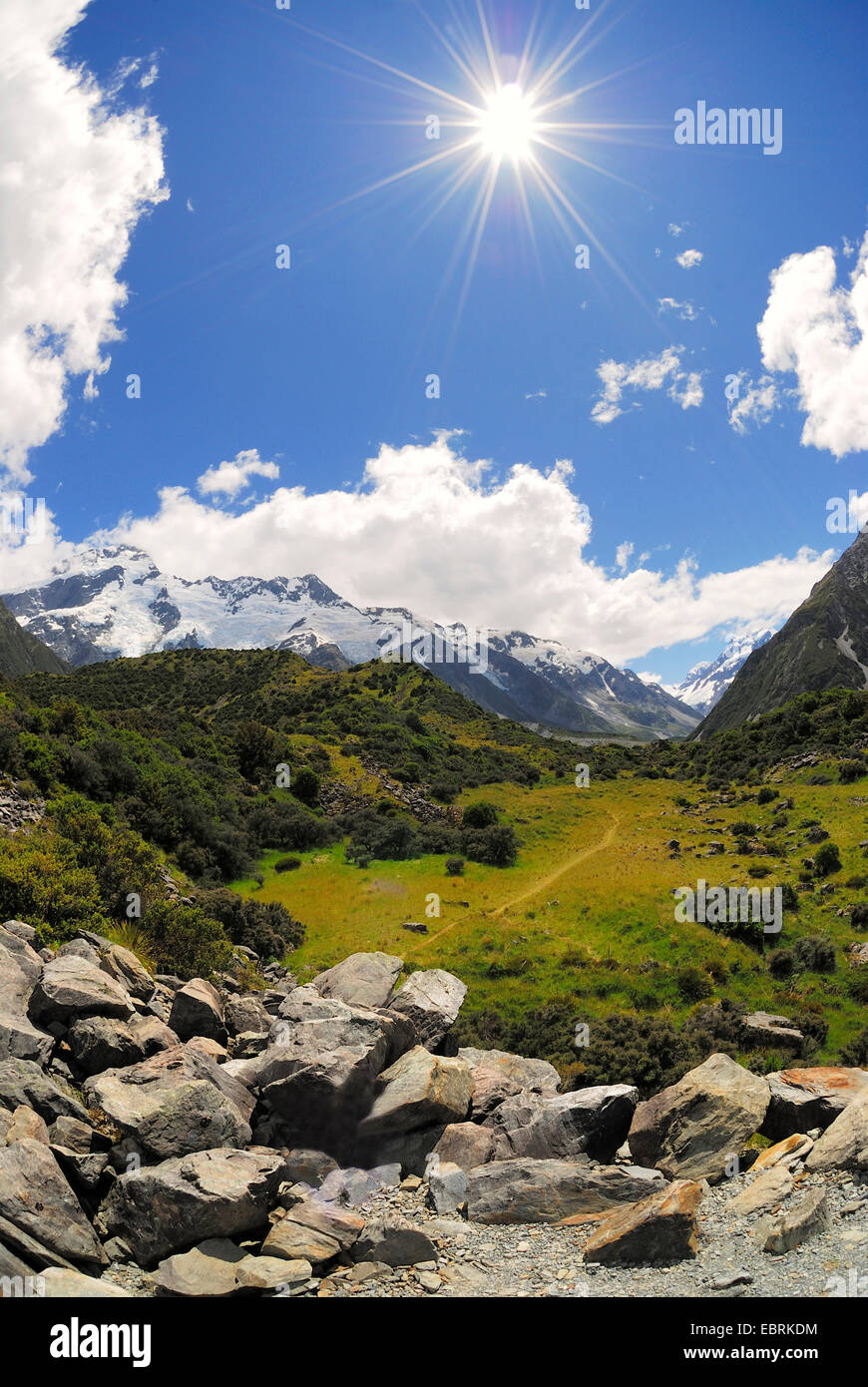 Hooker Valley and Mt. Sefton, New Zealand, Southern Island, Mount Cook National Park Stock Photo