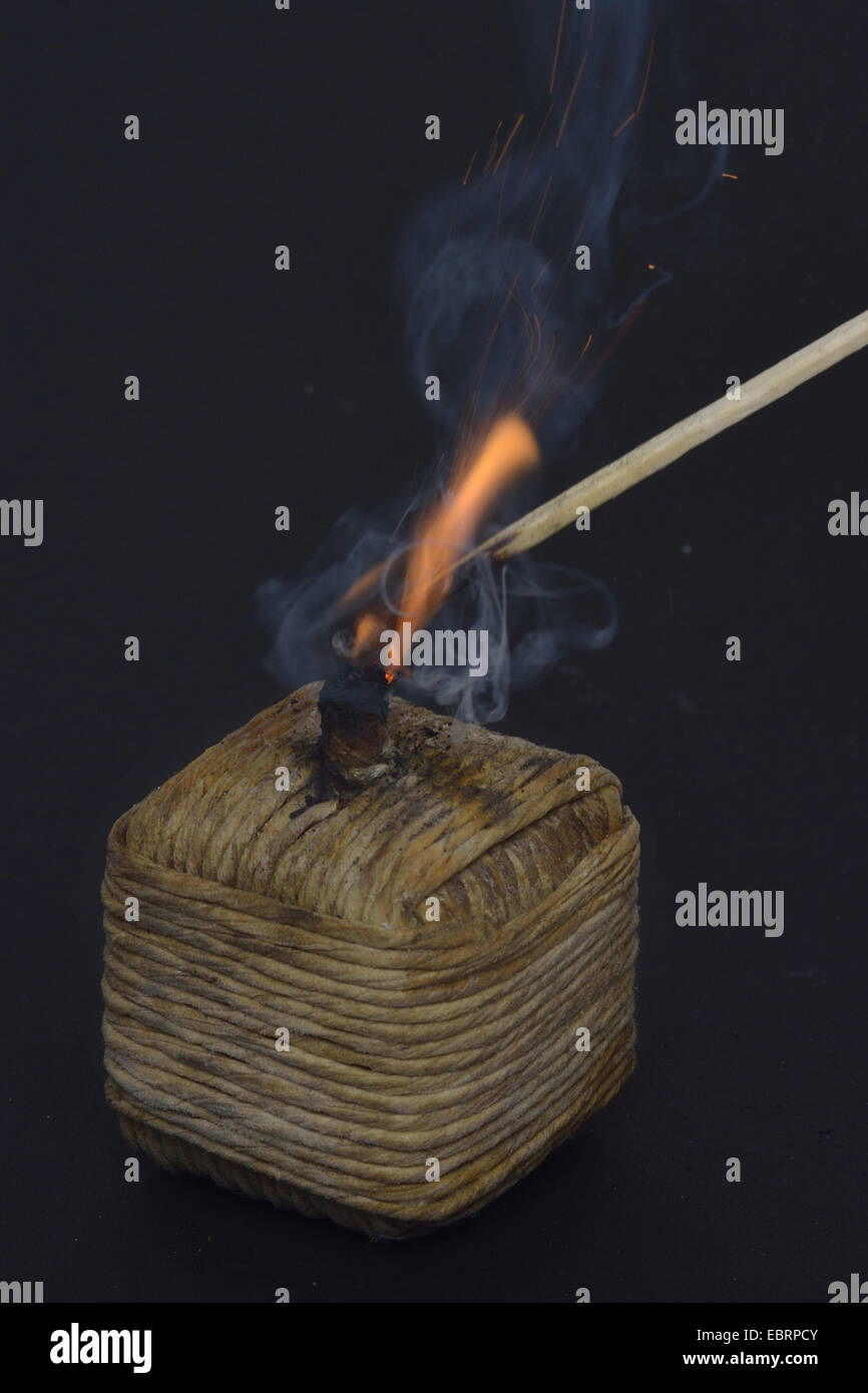 Lit fireworks matchstick hires stock photography and images Alamy