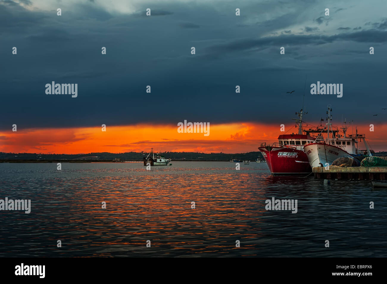 Fishing ship environment big hi-res stock photography and images - Alamy