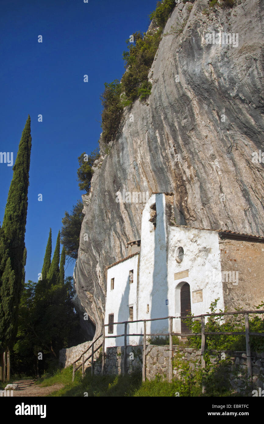 Spiritual retreat hires stock photography and images Alamy