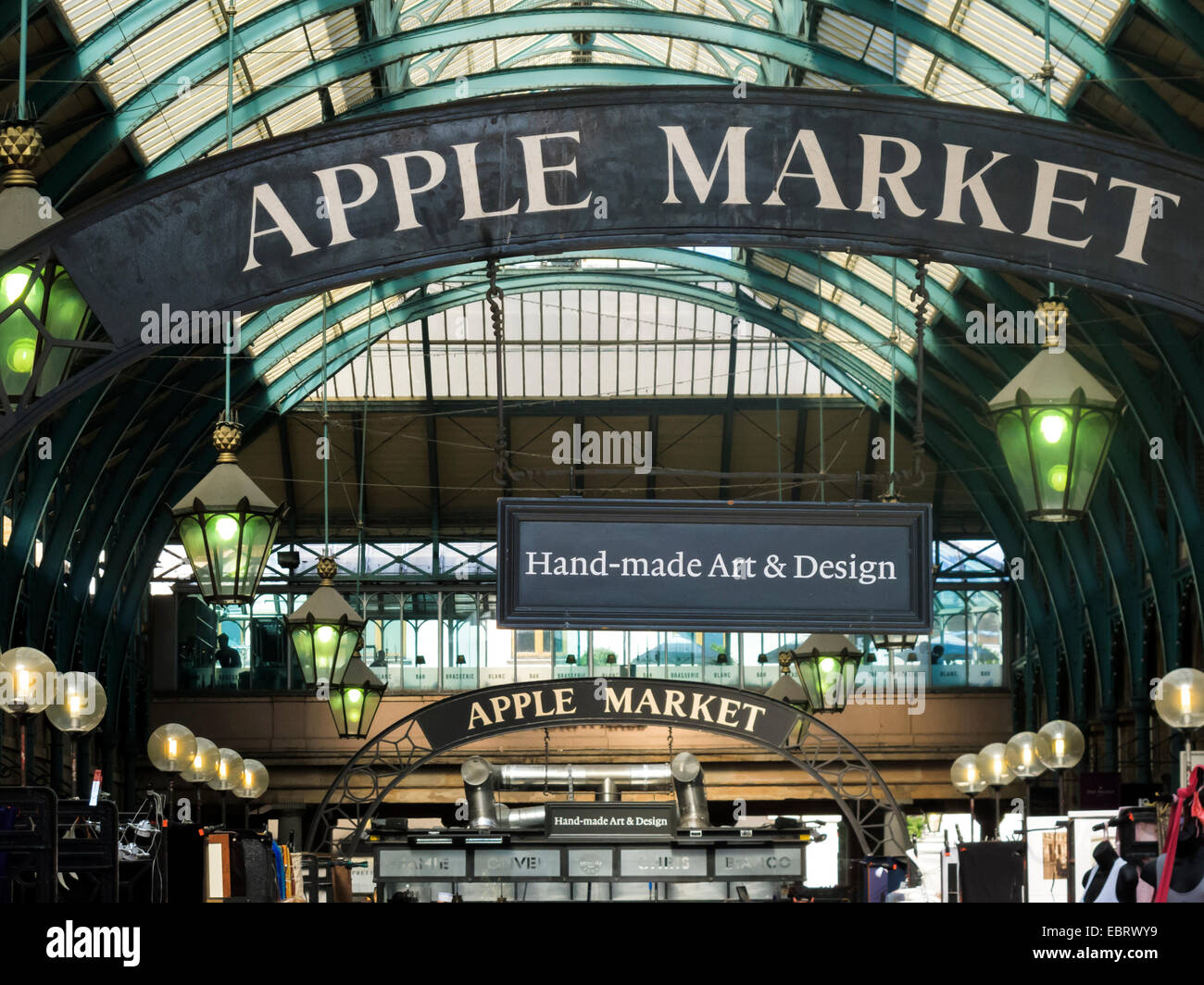 Apple Market Covent Garden London England Stock Photo