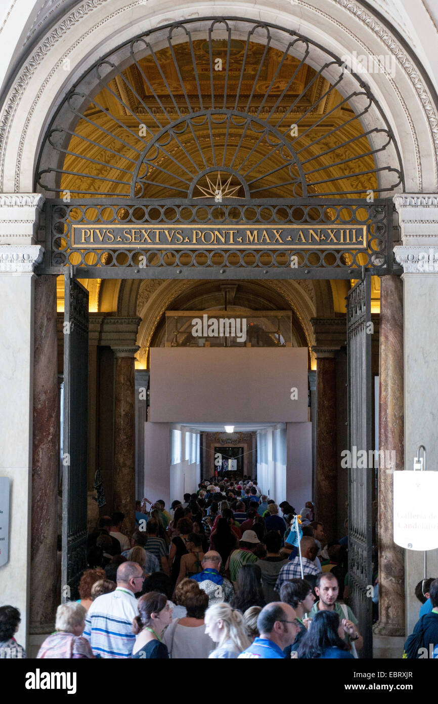 Vatican City: Crowds of visitors at the Vatican Museums. Photo from 4th September 2014. Stock Photo