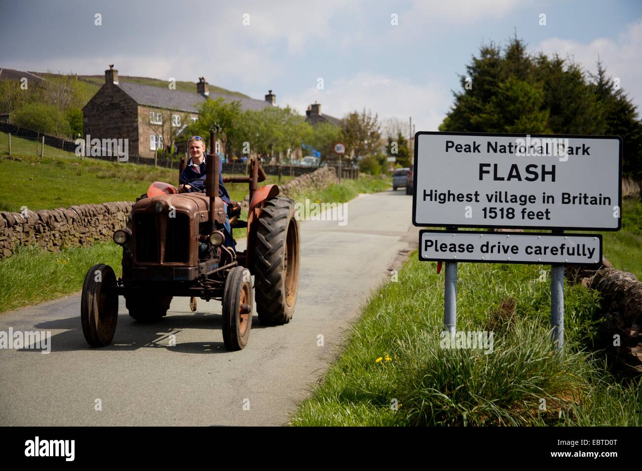 Flash, highest village in Britain with vintage tractor Stock Photo