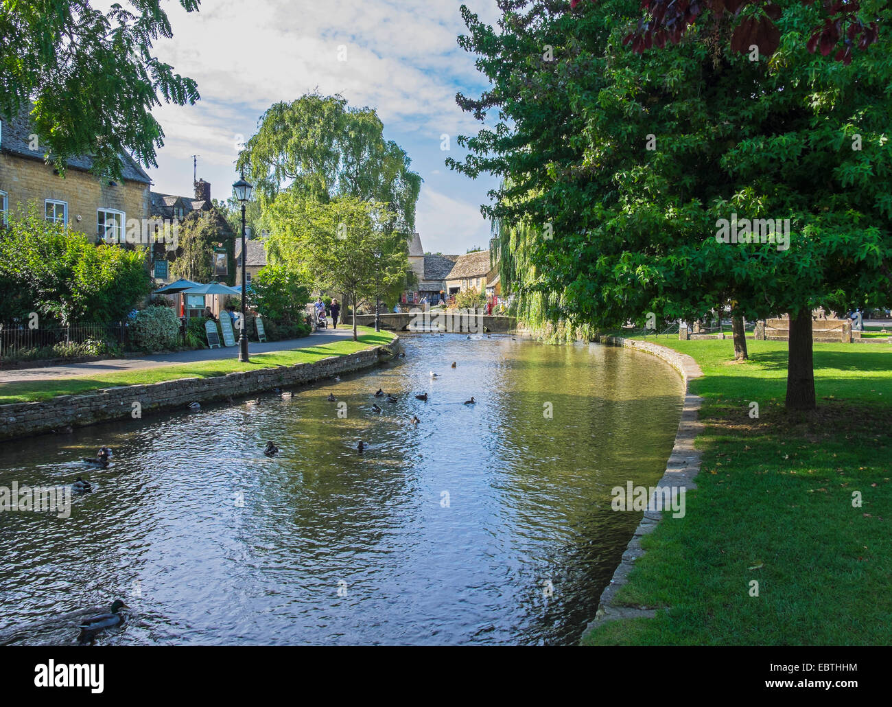 River Windrush Bourton-on-the-Water Cotswolds village Gloucestershire Stock Photo