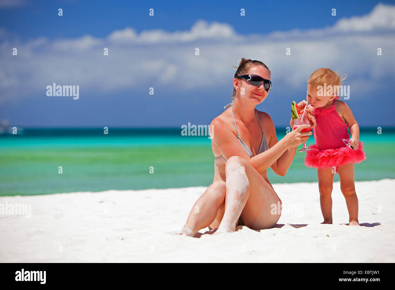 Two young girls on beach hi-res stock photography and images - Page 30 -  Alamy