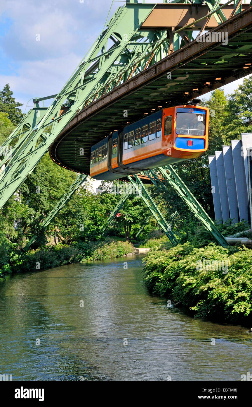 Wuppertaler Schwebebahn, Wuppertal Floating Tram over Wupper river, Germany, North Rhine-Westphalia, Wuppertal Stock Photo