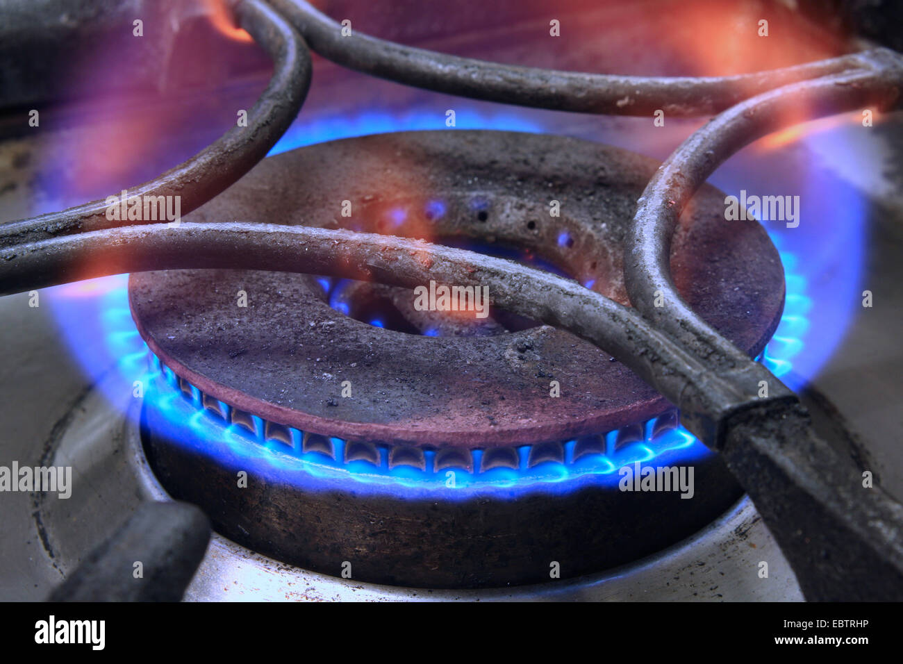 Glimmering flame hires stock photography and images Alamy