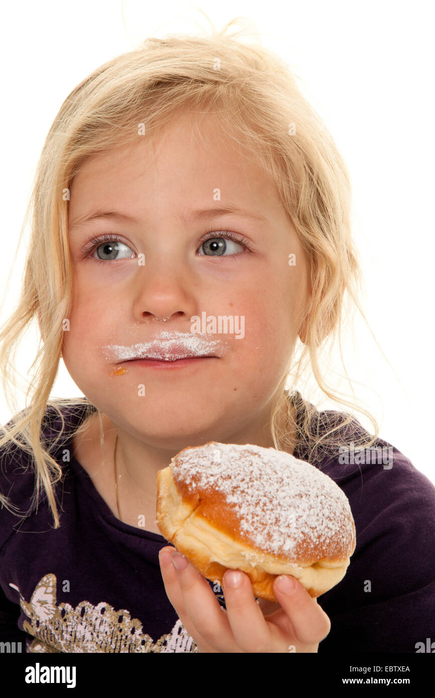 Children Eating Jelly Sweets Hi Res Stock Photography And Images Alamy