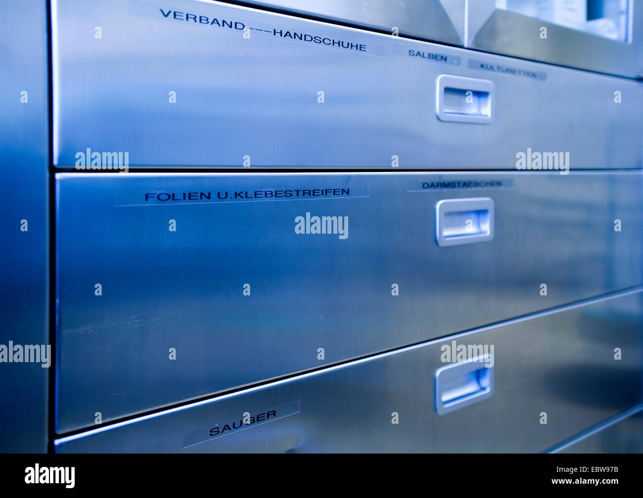 Operating suites hi-res stock photography and images - Alamy