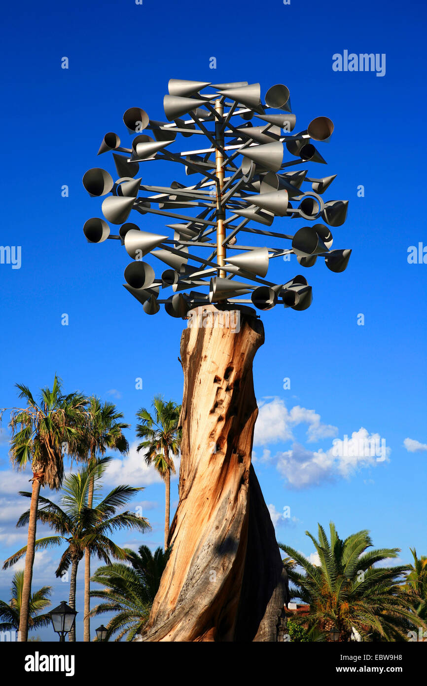 Escultura Barlovento, modern art on the promenade, Canary Islands, Tenerife, Puerto De La Cruz Stock Photo