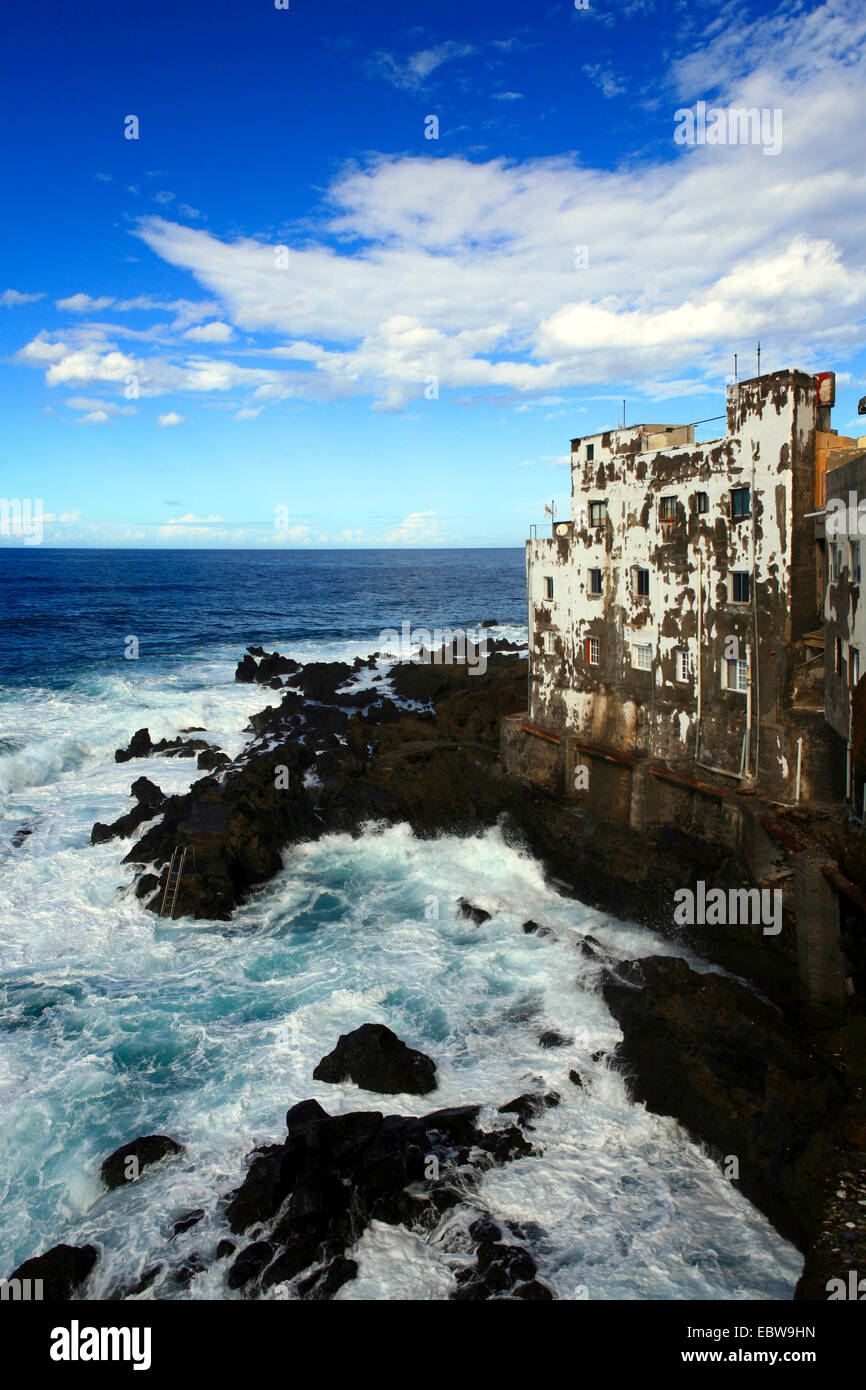 residental buildings on cliffs right beside the sea, Canary Islands, Tenerife, Punta Brava, Puerto De La Cruz Stock Photo