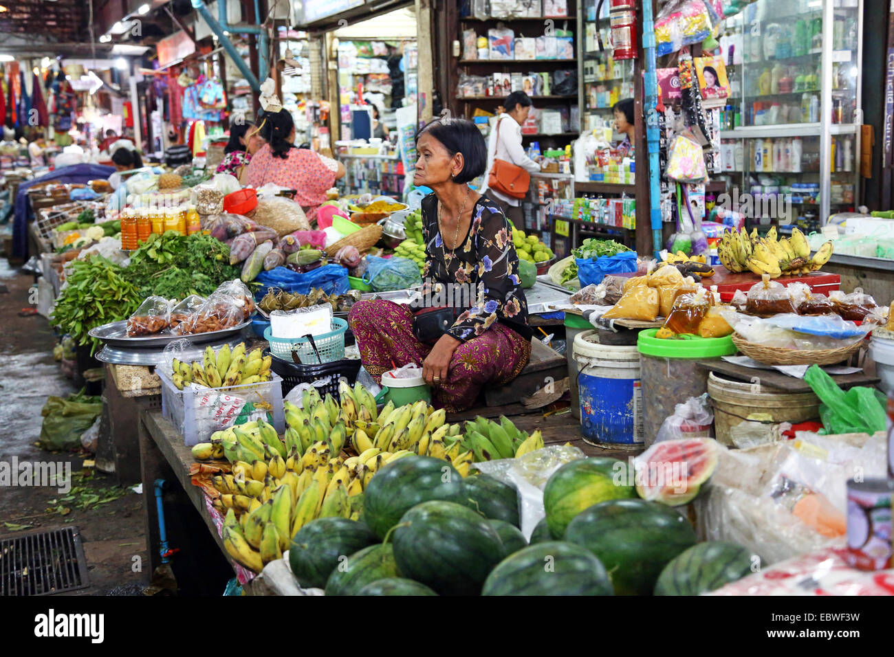 Stalls in Psah Chas the Old Market, Siem Reap, Cambodia Stock Photo