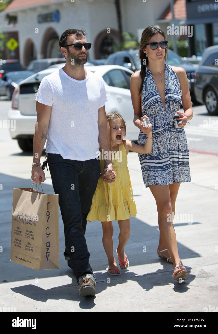 Victoria Secret model, Alessandra Ambrosio shopping in Brentwood with